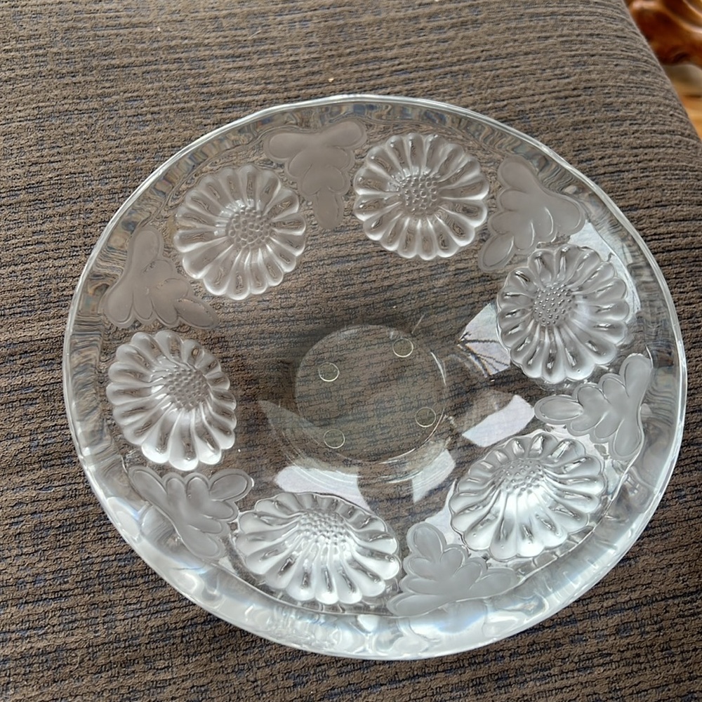 Lalique Sunflower Centerpiece Bowl